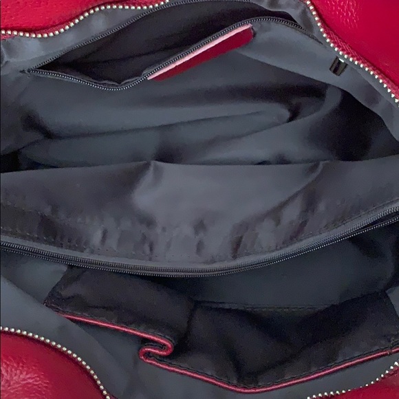 red hand bag - Picture 2 of 4